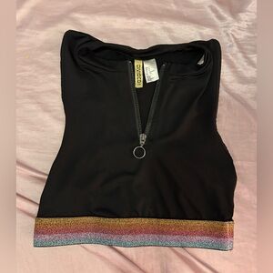 Women’s sports crop top